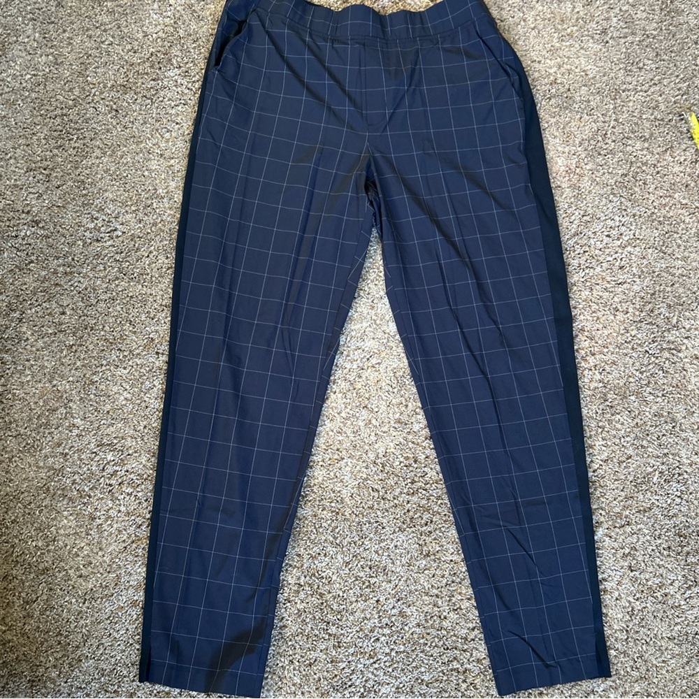 Athleta Brooklyn Textured Ankle Pants Womens Sz 16T  Black White